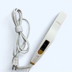 White and Gold Hair Straightener